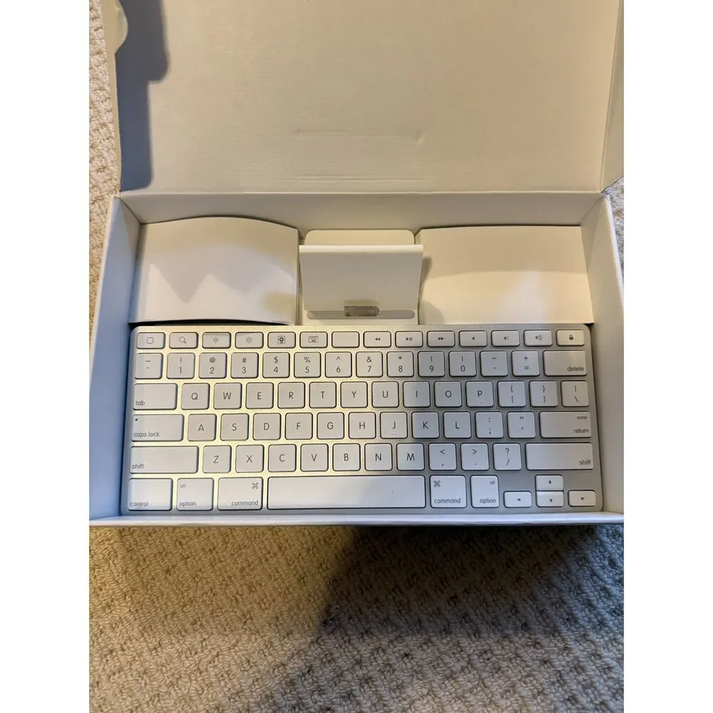 Apple Silver Tablet Keyboard